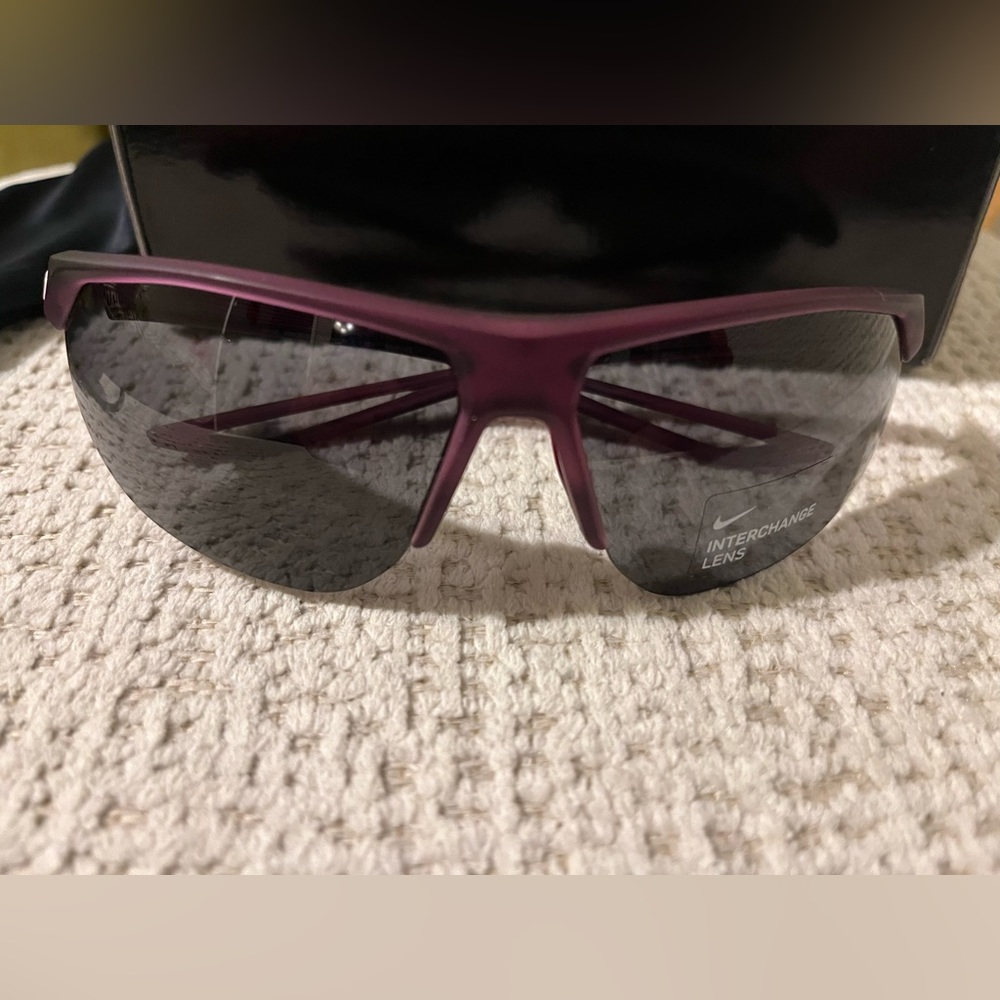 New Nike Sunglasses - Cross Trainer EV0937 650- Matte Berry/Dark Gray 67-13-135